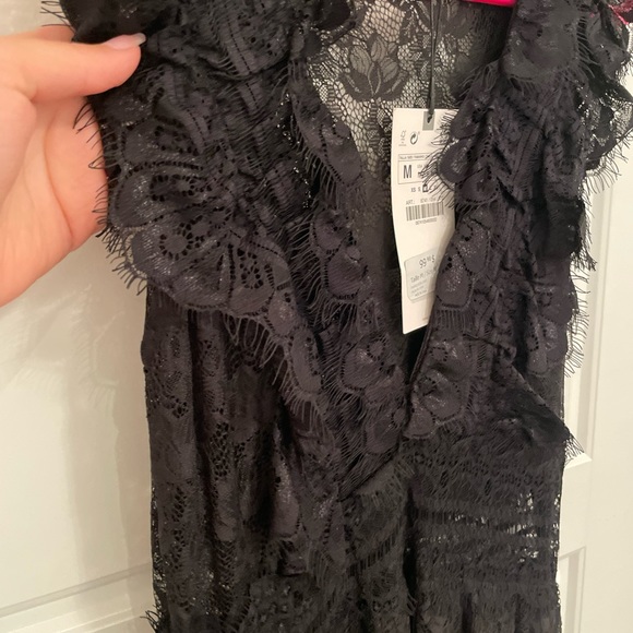 Zara Maxi lace long dress with short underneath - Picture 2 of 8